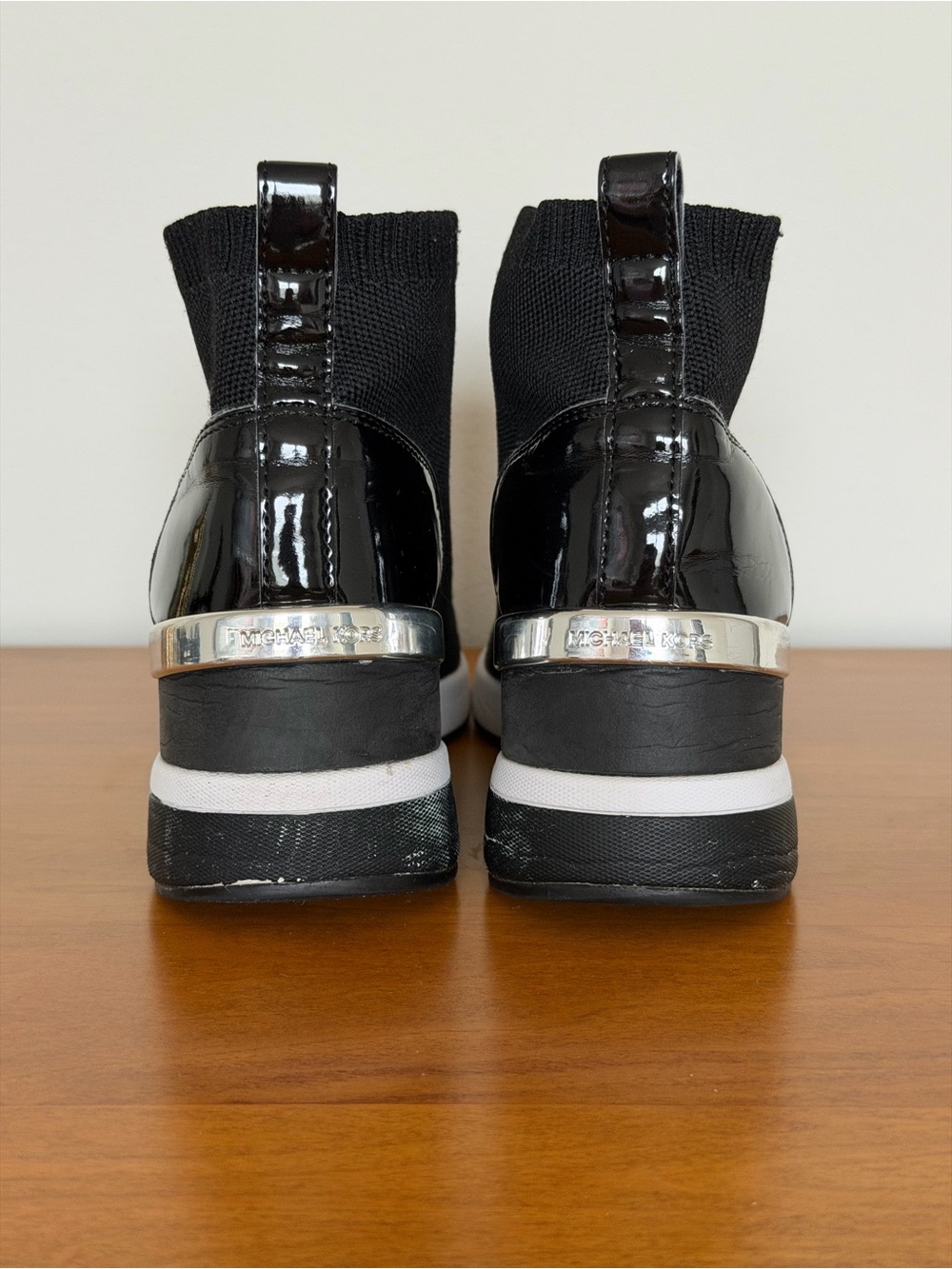 Chic Michael Kors Black Stretch Knit Skyler Bootie ~ 7/7,5 - Picture 6 of 12